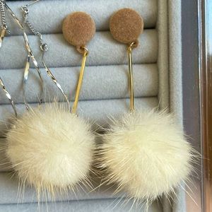 Cute Plush POMPON Earrings